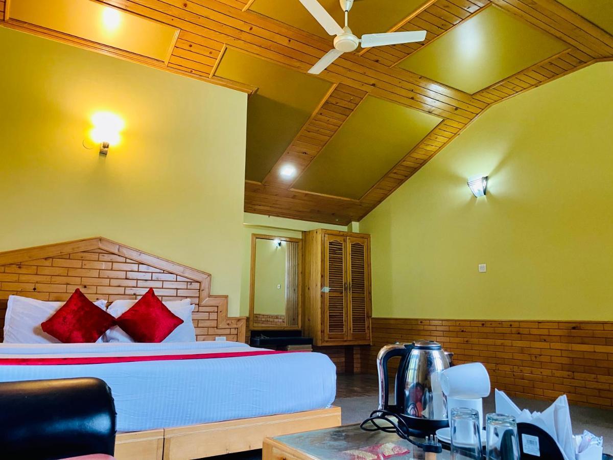 Holywood Classic-river View Hotel Manali (Himachal Pradesh)