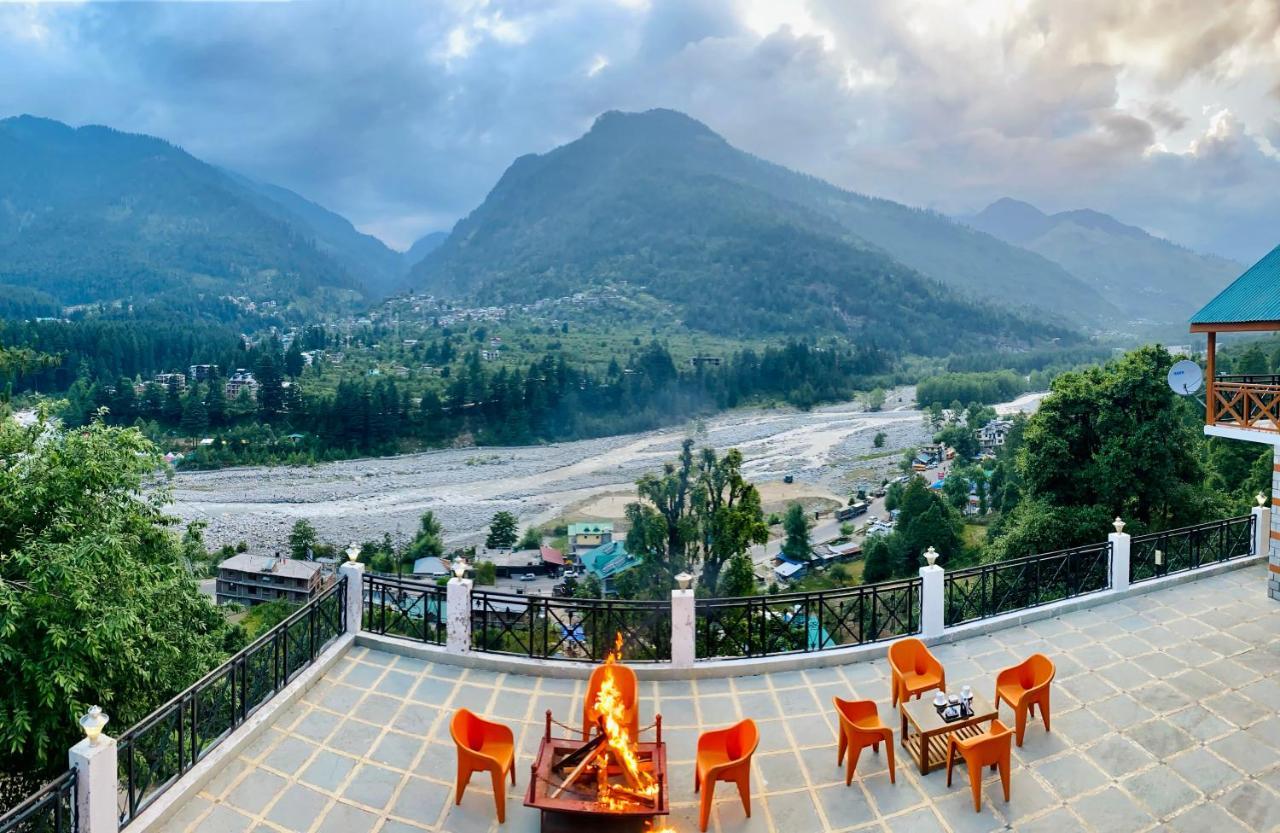 Hotel Holywood Classic-river View 4*
