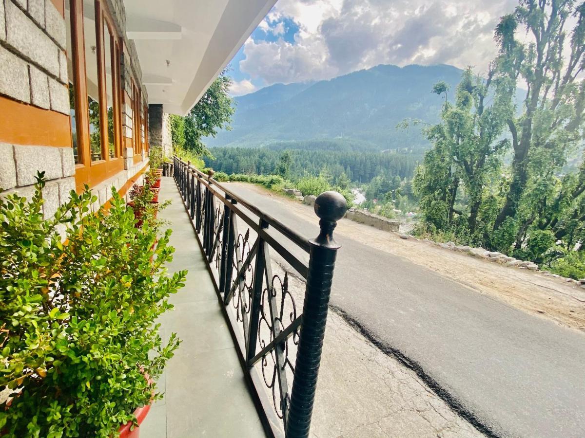 Holywood Classic-river View 4* Manali (Himachal Pradesh)