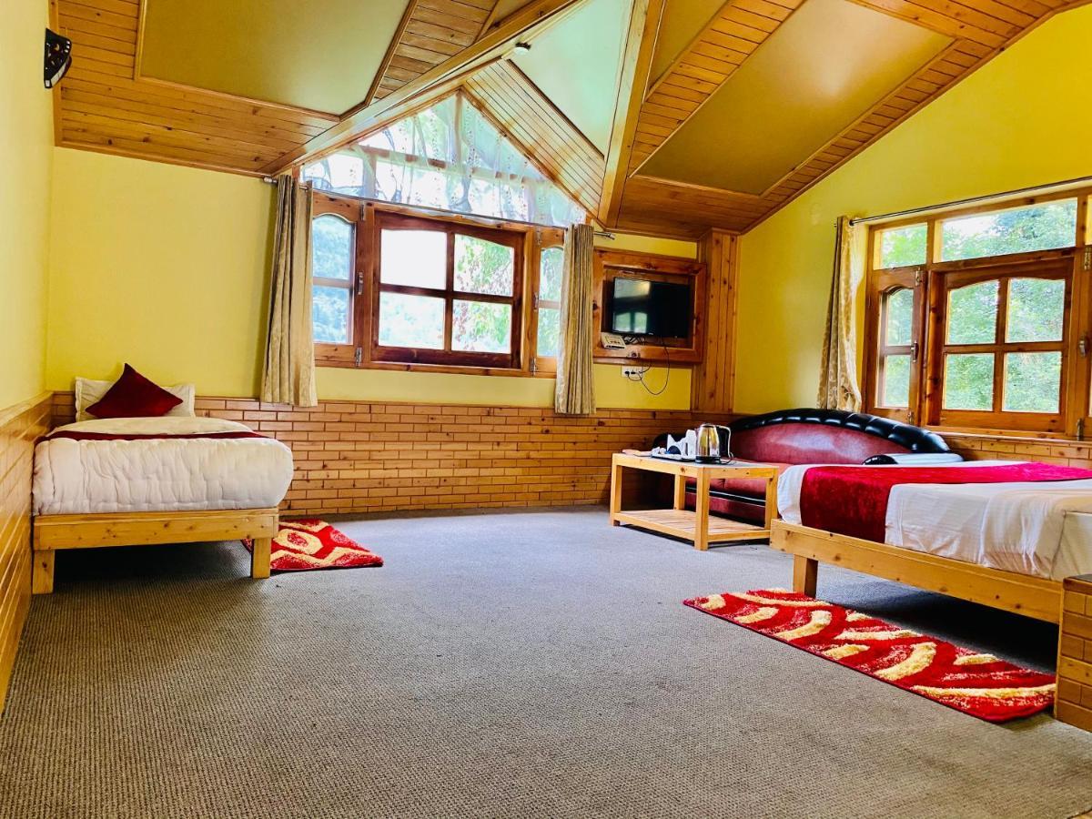 Holywood Classic-river View Hotel 4*