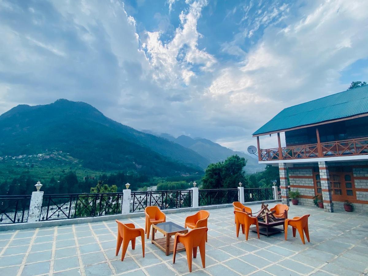 Holywood Classic-river View Manali (Himachal Pradesh)