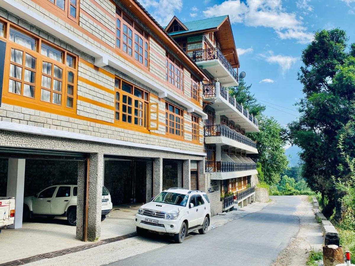 Holywood Classic-river View Hotel Manali (Himachal Pradesh)